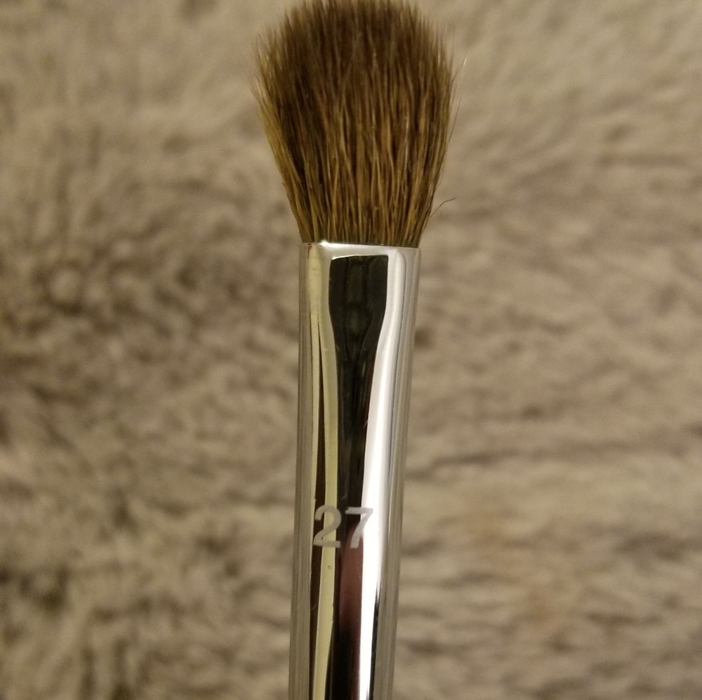 SEPHORA PRO BLENDING BRUSH NUMBER 27 EYESHADOW